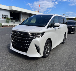 Toyota Alphard Hybride 2.5L E-4WD 2024 d'occasion en excellent état - Product Image 2
