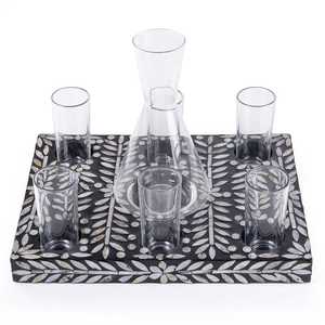 Bandeja de Madera Arábiga Hecha a Mano con Tapa de Acrílico y Detalles de Perlas para Servir Postres de Chocolate en la Celebración del Ramadán y el Eid - Product Image 6