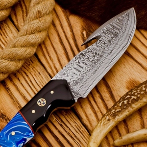Couteau à désosser artisanal en acier Damas personnalisé, manche en corne de buffle en résine, outil de chasse multifonction durable, garantie 3 ans - Product Image 3