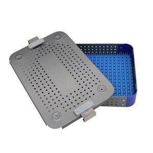 ชุดถาดเครื่องมือผ่าตัดแบบใช้ซ้ำได้ สีเงิน ผลิตโดยผู้ผลิต OEM ที่มีความต้องการสูง ออกแบบโลโก้ตามสั่ง พร้อมคู่มือการใช้งาน - Product Image 2