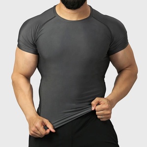 Vente chaude séchage rapide Gym Fit course hommes t-shirts grande taille avec Logo personnalisé 100% polyester t-shirts pour hommes et femmes - Product Image 1