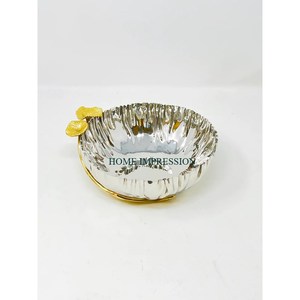 Bol de service pour fruits et noix en métal poli de meilleure qualité Bol de présentation pour desserts et dates de table fantaisie au design arabe - Product Image 1