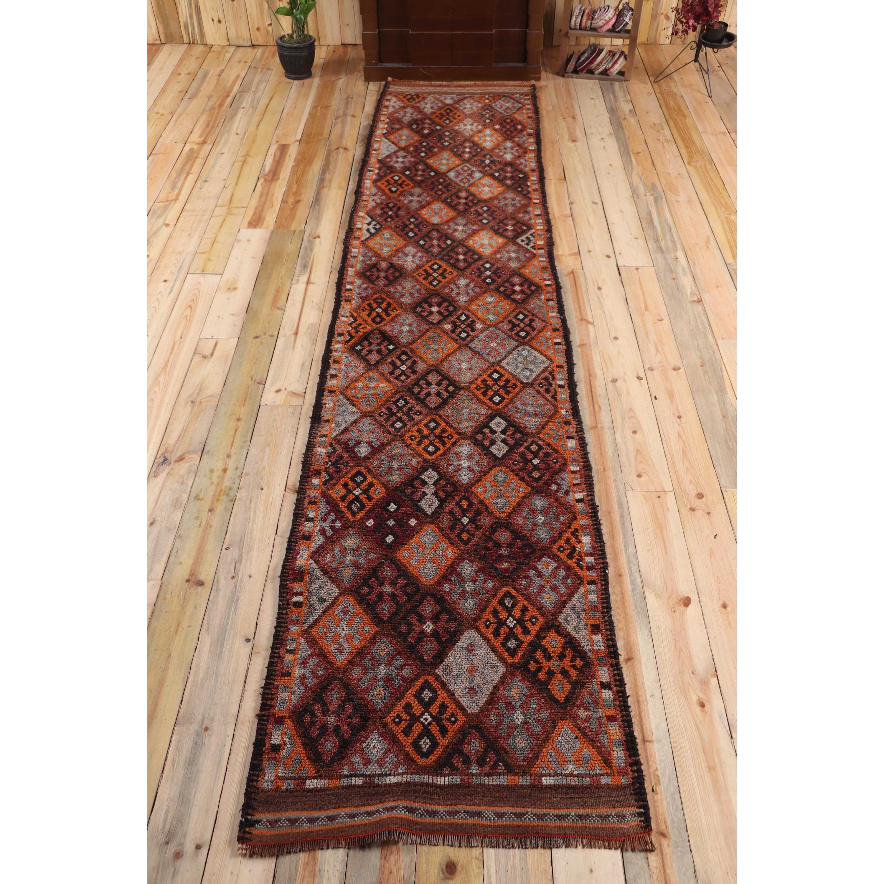 สีน้ำตาล