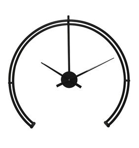 Horloge murale en métal unique qui crée une ambiance calme et organisée, idéale pour une exposition durable. - Product Image 5