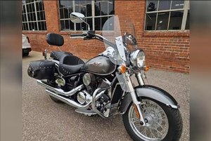 พร้อมขับขี่ปี 2025 รถมอเตอร์ไซค์ครุยเซอร์ Kawasaki Vulcan 900 Classic Classic LT สำหรับขาย - Product Image 5