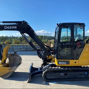 Miniexcavadora John Deere 60G de Alto Rendimiento con Motor, Caja de Cambios y Rodamientos - Equipo de Construcción de 6900 kg - Product Image 1