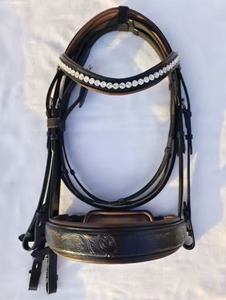 Bridon équestre rembourré doux pour cheval, cristaux de roche, cuir verni, marque indienne MH Global Exports, modèle MH-HB-43, personnalisé - Product Image 4