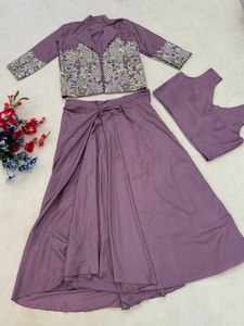 Ensemble Lehenga pour femme en crêpe de soie avec Koti brodé, tenue ethnique pour les fêtes - Product Image 5