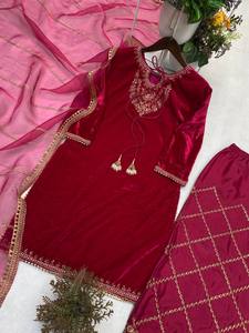 Salwar Kameez de Terciopelo Premium para Invierno con Bordado Intrincado de Secado Rápido para un Look Festivo, Ideal para Bodas y Fiestas - Product Image 6
