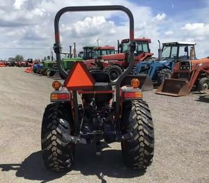 Mini tracteur agricole Kubota L2501 25HP de qualité supérieure disponible à la vente - Product Image 5