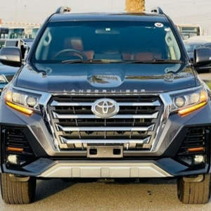 GRAND TOURING 2023 4.5L V8 Diesel SUV Automatique Caméra 360° Toit ouvrant panoramique Sièges en cuir Émissions Euro IV 400 ch - Product Image 1