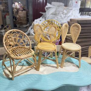 Chaise pour enfants en rotin faite à la main, sièges pour bébé écologiques, meubles légers et durables pour tout-petits, chaise artisanale tissée pour pépinière - Product Image 3