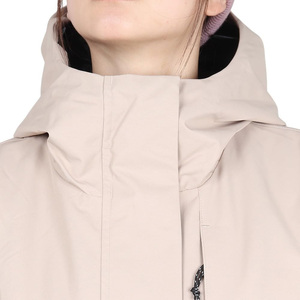 Chaqueta de esquí OEM personalizada para mujer con capa exterior a prueba de viento Material transpirable Logotipo de marca y opciones de etiqueta privada - Product Image 3