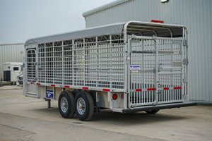Meilleure Vente Remorque Économique pour 2 Chevaux à Chargement Direct Transport Spécial État Neuf Marque Chinoise HERUI Personnalisable - Product Image 3