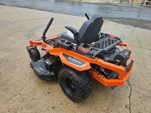 เครื่องตัดหญ้าแบบนั่งขับสำหรับงานอุตสาหกรรม ขนาด 61 นิ้ว ปี 2024 สำหรับ Husqvarna MZ61 27 แรงม้า เครื่องยนต์ Briggs Stratton ระบบไฮโดรสแตติก แบบเลี้ยวศูนย์ พร้อมอุปกรณ์เสริม - Product Image 3