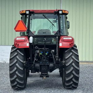 Tractor Rojo 4x4 con Alto Nivel de Seguridad para Uso Agrícola - Product Image 1