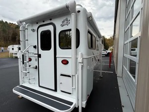 2026 Bigfoot Rv 1500 C9.5FS Short Bed FOR SALE - Product Image 5