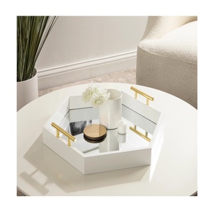 ถาดเสิร์ฟไม้หกเหลี่ยมพร้อมที่จับโลหะ - Product Image 3