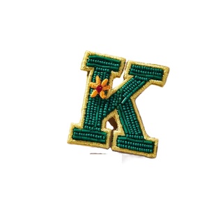 Broches Bordados con Cuentas de Semillas y Hilo de Seda de Primera Calidad, Personalizados para Bodas y Mercados de Alta Gama, Diseño Elegante - Product Image 2