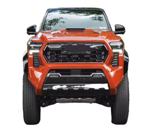 Camioneta Doble Cabina 2024 Usada, Tracción en las Cuatro Ruedas, Caja de Cambios Automática, Volante a la Izquierda, Bajo Kilometraje, Interior Oscuro, Híbrida de Gasolina - Product Image 1