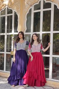 Georgette Lehenga de qualité supérieure avec perles de broderie et paillettes ensemble Kurti long de style moderne avec coupe à fente prête à l'emploi approvisionnement mondial - Product Image 6