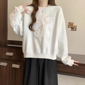 Blusa de manga larga para mujer de primavera y otoño, elegante sudadera vintage con cuello redondo, Camiseta holgada bordada coreana con patrón de lazo - Product Image 1