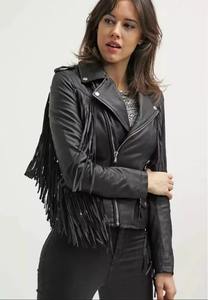 Veste en cuir véritable de style Brando pour femmes, noire, avec longues franges, veste en cuir tendance de haute qualité, veste de haute qualité - Product Image 3