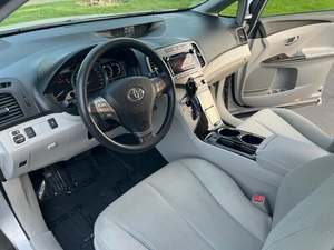 Seminuevo 2012 Toyota Venza Luz de dirección izquierda/derecha Asientos interiores de cuero Motor Turbo R18 Neumáticos FWD Drive - Product Image 6