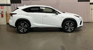 Lexus NX 300 F Sport d'occasion 2021 - Prêt à être expédié - Product Image 3