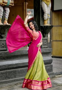 Designer Kanchipuram soie Lehenga avec zari tissage travail Lehenga choli, demoiselles d'honneur lehenga, mariage fonction porter Lehenga. - Product Image 2