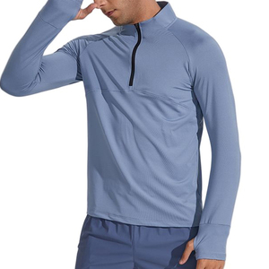 Tricot de jersey coupe ajustée de luxe pour hommes pour polo à manches longues pull de golf à fermeture éclair avec motif solide de teinture de vêtement foncé - Product Image 1