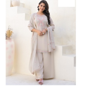 Salwar Kameez pakistanaise de la meilleure qualité avec Dupatta assorti pour mariage et fête disponible aux prix de gros - Product Image 1