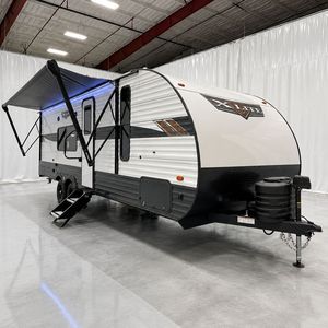 Nouvelle conception 2025 X-Litee, caravane de voyage pour 6 personnes, en aluminium léger, design moderne avec auvent et escalier - Product Image 1