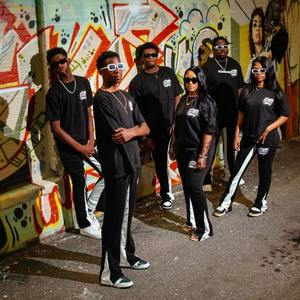 Survêtement OEM Streetwear Jogging Costume Coton Flare Survêtement Personnalisé Évasé Pantalon de Survêtement et Sweat Shirt Ensembles Hommes et Femmes - Product Image 6