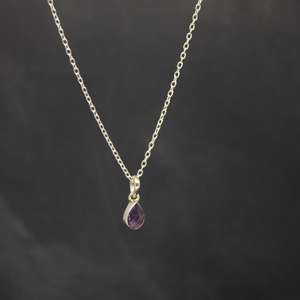 Vente en gros Collier en argent 925 Améthyste violette naturelle Pierre précieuse taille poire Achat en ligne Prix d'usine Fabricants fournisseurs - Product Image 1