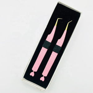 Pince à cils 45 & 90 degrés avec logo personnalisé, forte adhérence, en acier inoxydable massif avec pointe dorée lisse, durable et écologique - Product Image 5