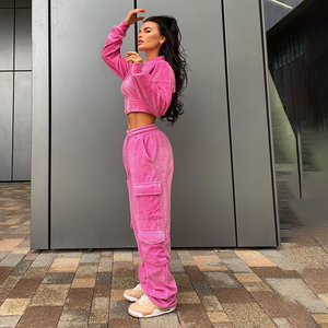 Vente en gros OEM sur mesure Ensemble 2 pièces en molleton bouclé pour femme, style streetwear d'hiver, uni, avec sweat-shirt à col rond zippé en velours et pantalon de jogging, 100% - Product Image 2