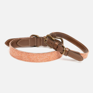 Elegante Collar de Cuero Premium para Perro con Acabado de Tachuelas, Diseño Simple y Lujoso, para Perros Pequeños y Grandes, Duradero, Transpirable y Ecológico - Product Image 1