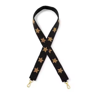 Cinturón bordado para estilo minimalista para correas táctiles femeninas Cinturón para un aspecto elegante y creativo de MD HANDICRAFTS - Product Image 1