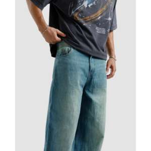 กางเกงยีนส์ทรงวินเทจ ขาบาน ทรงหลวม เอวสูง สไตล์สตรีทแวร์ ผ้าเดนิม ตกแต่งคริสตัลเพชร สีเข้ม - Product Image 3