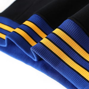 Sweat-shirt à col rond en chenille noir SGRho |   Unisexe Premium Broderie 3D Logo Grec Effet Délavé Hiver Respirant Séchage Rapide Coupe Ajustée - Product Image 4