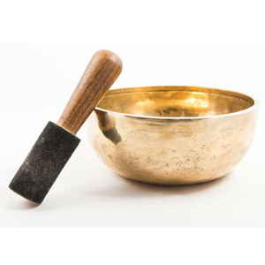 Mejor calidad superior NUEVA llegada Tazón de sonido de canto dorado Diseño martillado para Yoga Terapia Meditación Relajación Oración - Product Image 2