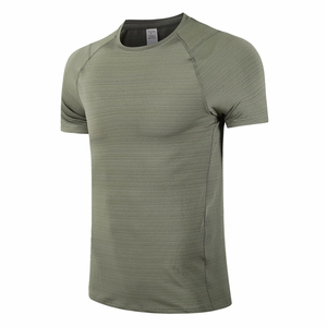 ผ้าเจอร์ซีย์พิมพ์ลายผ้าฝ้ายแท้ 100% ผลิตในปากีสถาน สำหรับเสื้อเชิ้ต เป็นมิตรกับสิ่งแวดล้อม แห้งเร็ว สวมใส่สบาย ทรงเข้ารูป คอลเลคชั่นฤดูร้อนสำหรับผู้ชาย MOQ ต่ำ - Product Image 3