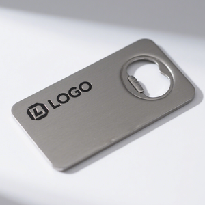 Abrebotellas de cerveza de acero inoxidable y metal con logotipo personalizado Grabado con láser Abrebotellas de tarjetas de crédito - Product Image 3