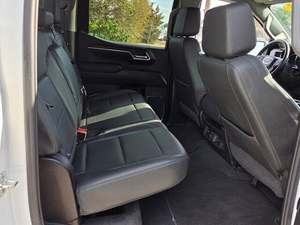 GM-C Sierra 1500 SL-T Crew Cab 4WD 2025 LISTA PARA ENVIAR - Product Image 3