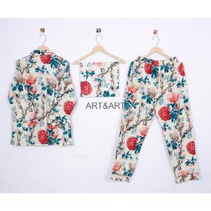 Ensemble de pyjama décontracté sexy en coton indien pour femmes, imprimé floral à la main, respirant, doux, tendance, vêtements de marché pour le printemps - Product Image 4