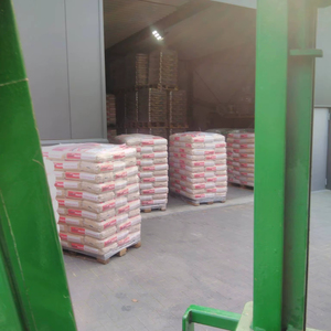 Granulés de bois de pin à vendre en Espagne et en Allemagne - Product Image 1