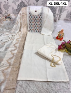 Hermosa muselina con trabajo manual Kurti Pant y Dupatta Fabricante y proveedor de Surat a precio mayorista - Product Image 5