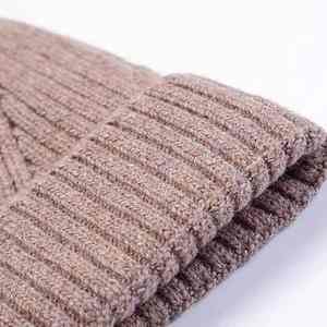 Venta al por mayor Jacquard Logo Plain Streetwear Black Slouch Knit Sombreros Deporte Etiquetas personalizadas Beanie Hat para mujer Beanie Ronpex - Product Image 6