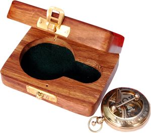 Porte-clés boussole vintage classique en cuivre avec boîte en bois |   Rectangulaire, léger, écologique, pour les aventures en plein air, cadeau pour lui - Product Image 4